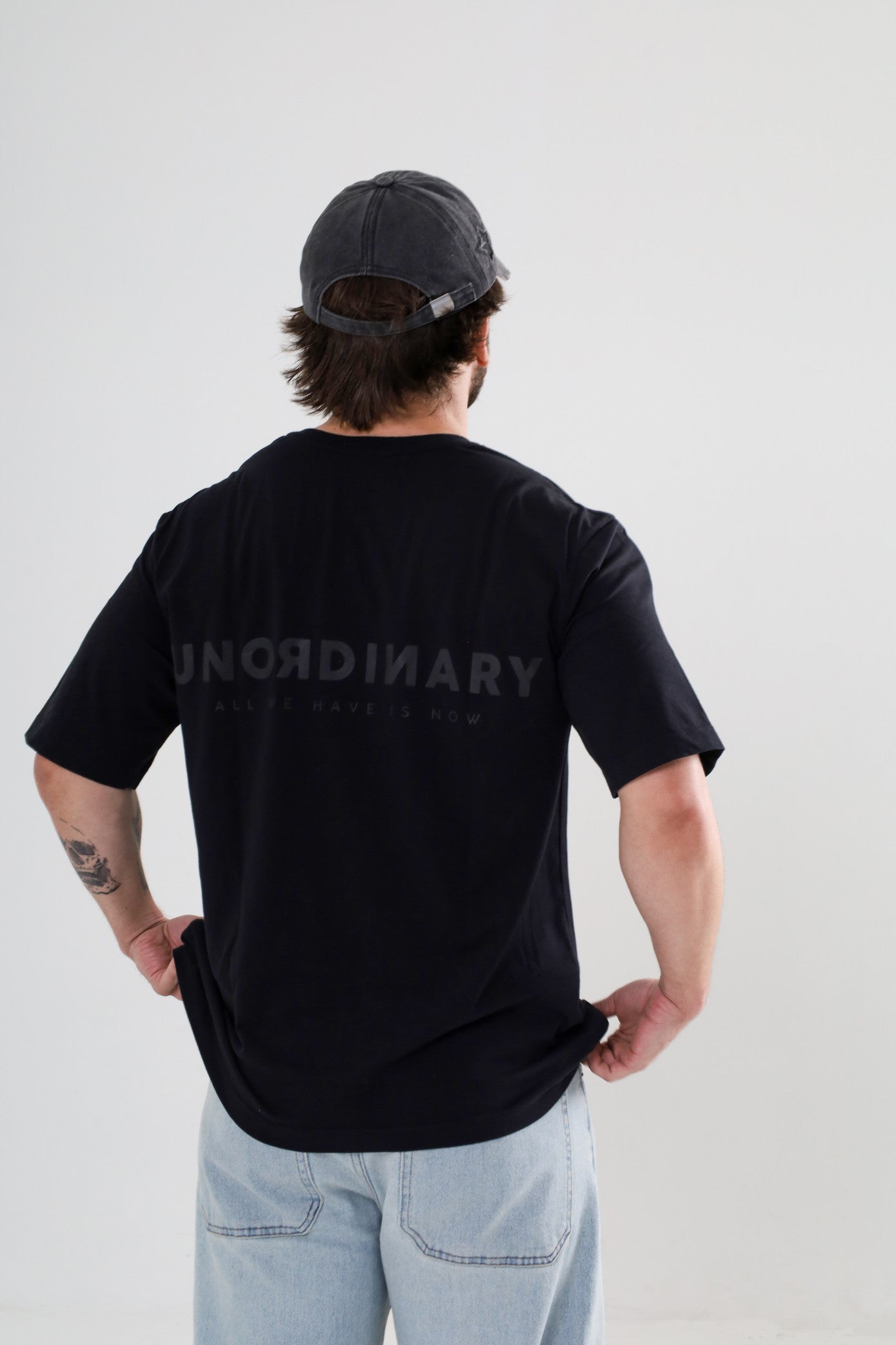 Playera Oversize Unisex - Negra | EVERYWHERE