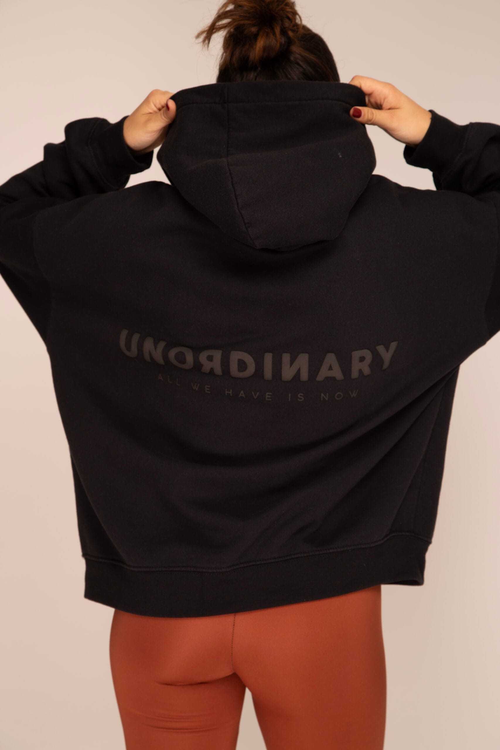 Hoodie Unordinary Oversize - Negro | EVERYWHERE - Image 2
